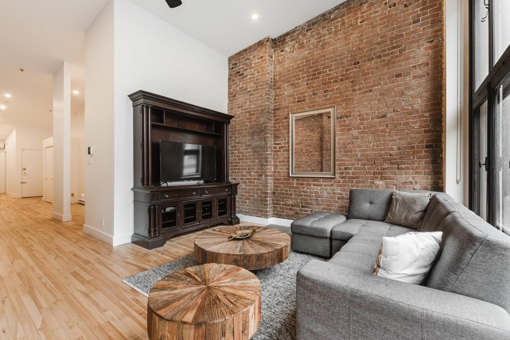 Elegant 3 Bedroom Apartment In Old Port - 302 Montreal Bagian luar foto