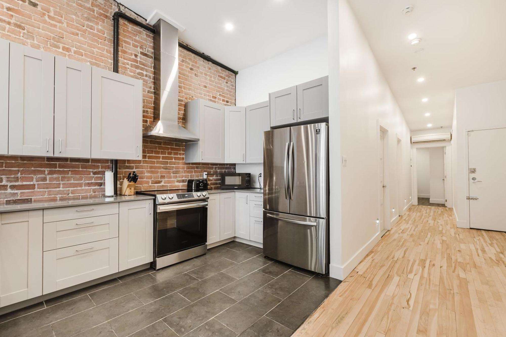 Elegant 3 Bedroom Apartment In Old Port - 302 Montreal Bagian luar foto